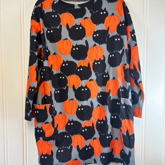 Women's Black and Orange Cat Print Tunic Size XL - Picture 1 of 3